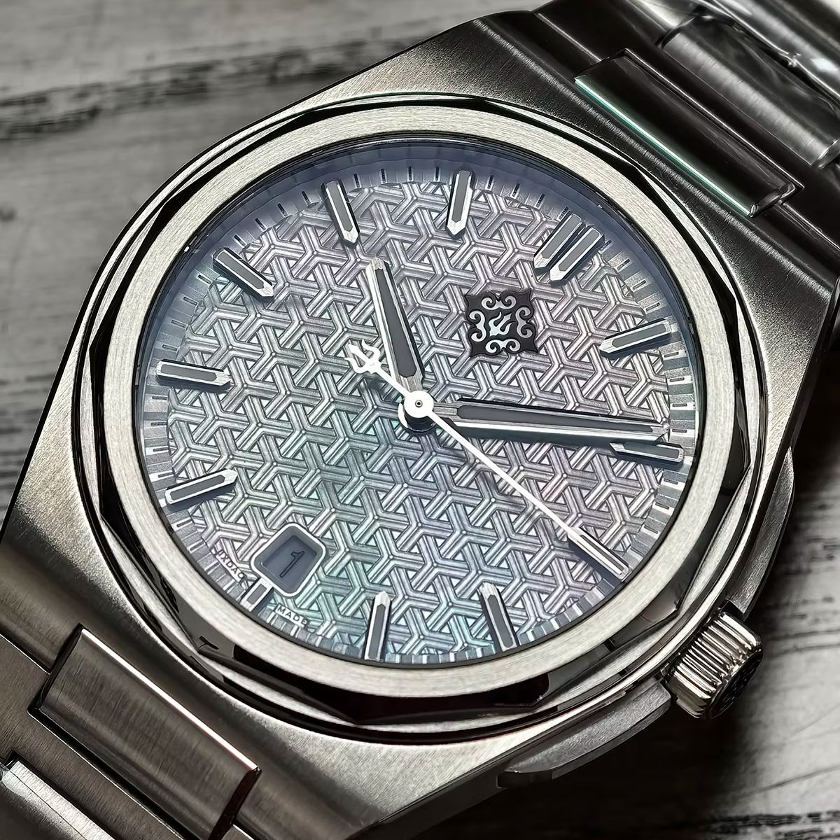IX&DAO 2026 New Warrior 37mm M - Rolex Watch Submariner recension och pris
